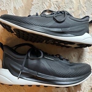 Blissful Trail Running Shoe